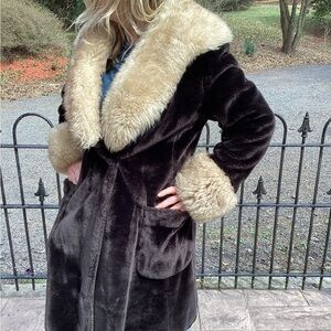 Vintage Penny Lane Style Luxurious Faux Fur Coat S